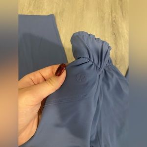 NWOT Lululemon High Rise Stretch 7/8 Pants in Color Water Drop